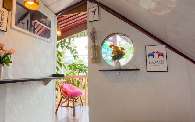 Gio Homestay