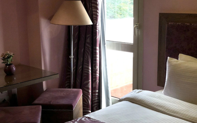 Santana Hotel
