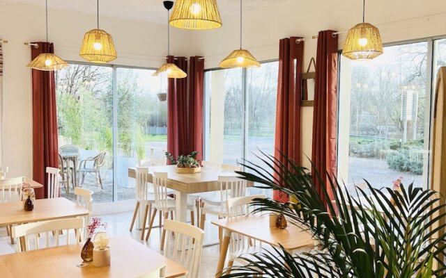 Motel Les Broussailles