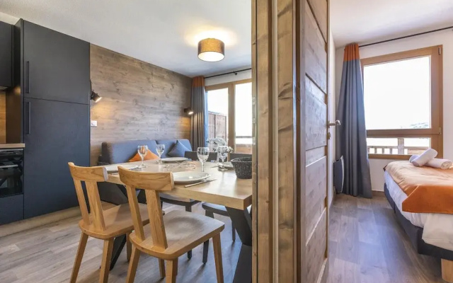 Apartment in Les Deux Alpes Near Ski Slopes