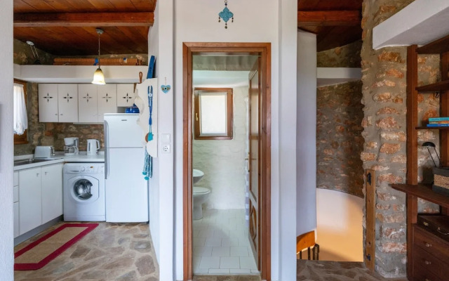 Elena s Traditional Dreamhouse