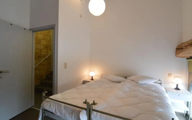 A Cosy Vintage Loft to Discover, Ideal for Exploring the Region by Bike