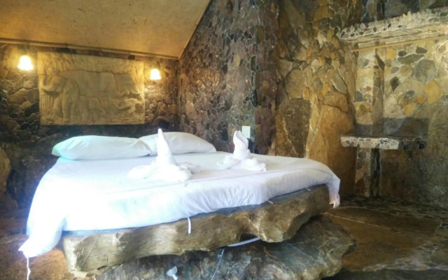 Needa Rock Resort