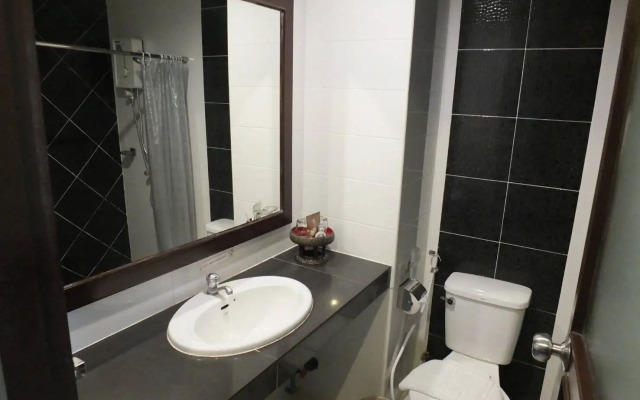 Madina Hotel