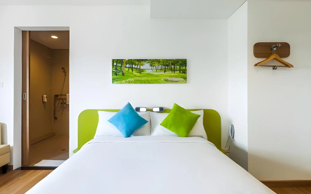 Deka Hotel Surabaya HR Muhammad