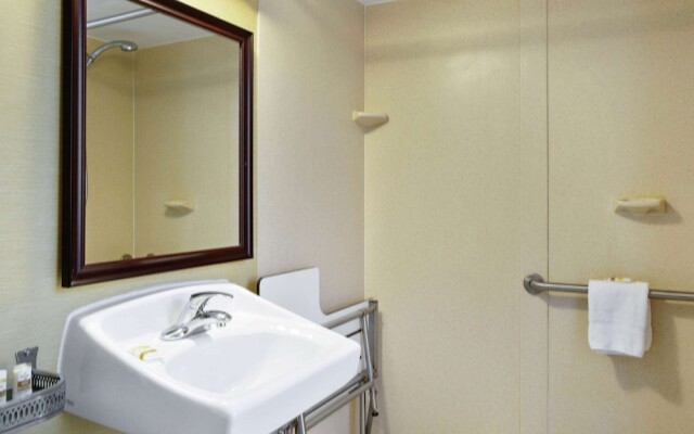 Hampton Inn Manchester Downtown, Nh