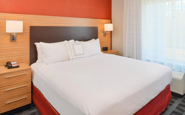 TownePlace Suites by Marriott Laplace