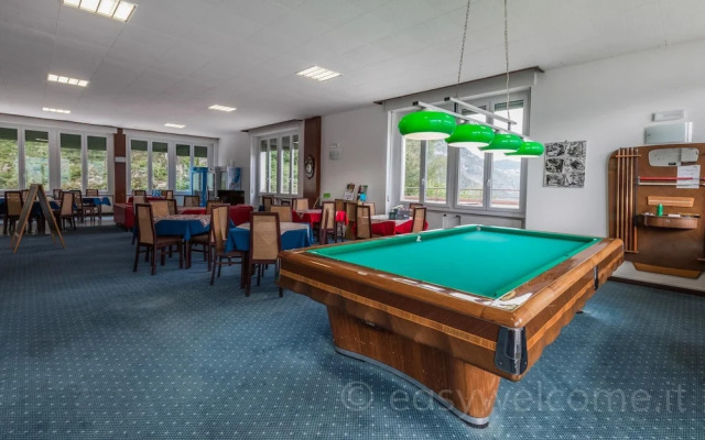 Easy Welcome Kosmopolitan