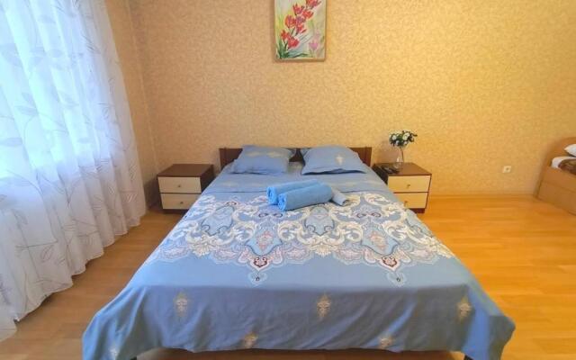 1 komnatnye apartamenty na Auel'bekova 138