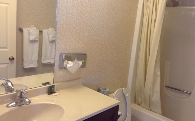 Baldwin Inn & Suites
