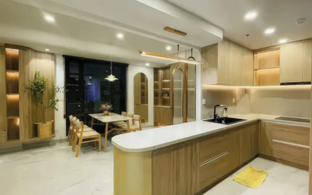 Genius Saigon - Luxury Apt walk to SECC