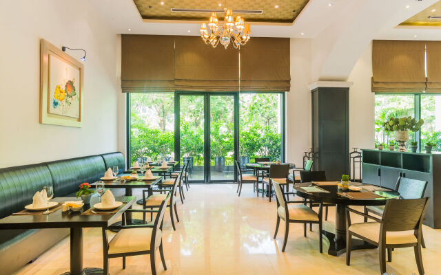 Elegant Suites Westlake