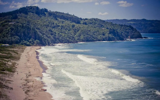The Lookout - Tairua Holiday Home