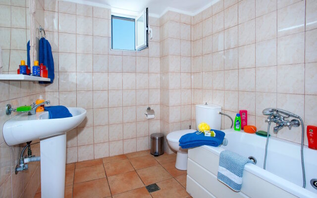 Villa Liostasi with private swimming pool