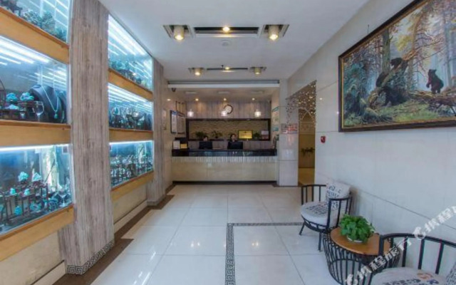Harman Business Hotel (Shiyan Railway Station)