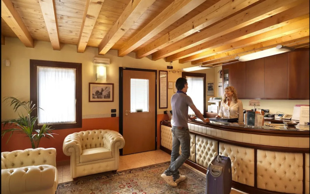 Hotel Roma
