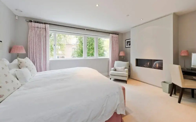 4 Bedroom House, Holland Park