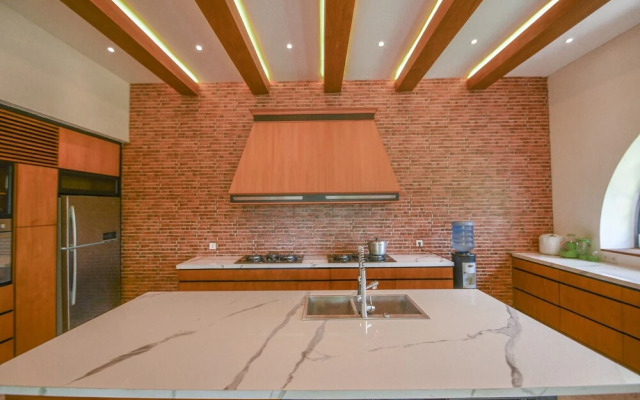 Veluvana Garden Estate