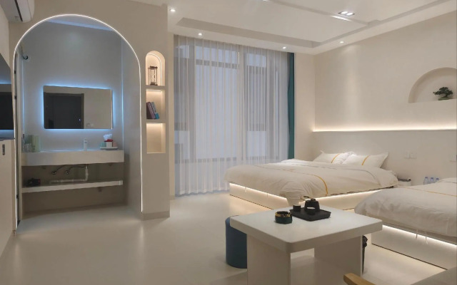 Huangling Grain rain Guesthouse