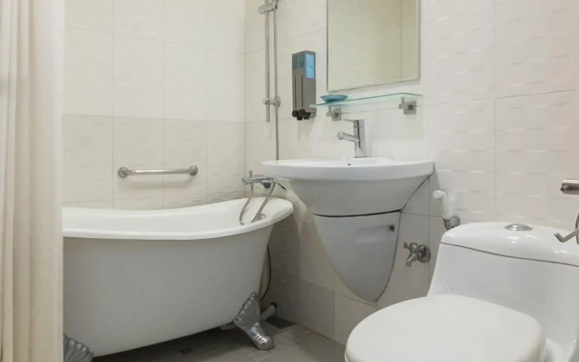 Just Enjoy Business Hotel