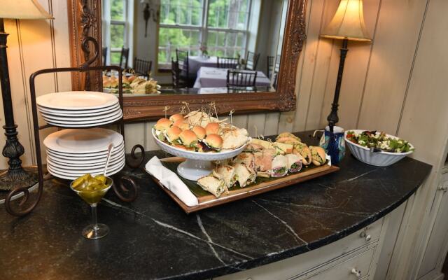 Lumberville 1740 House