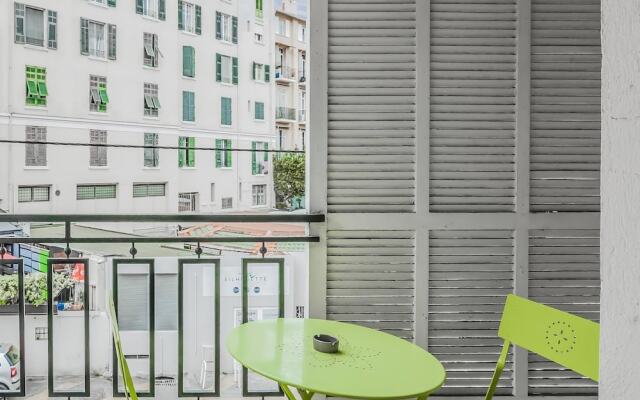 Renovated apartment with terrace