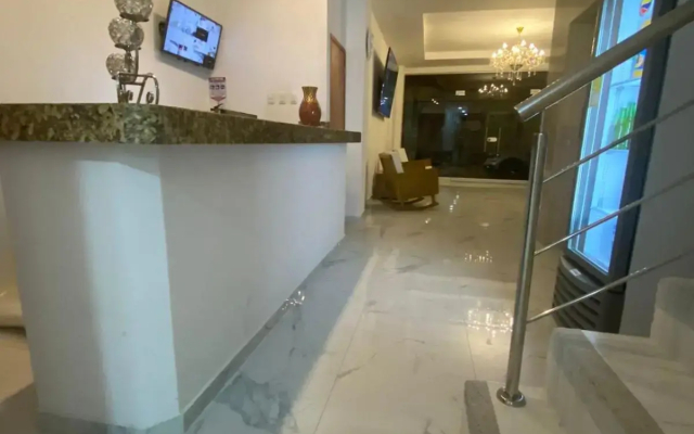 Hotel Olas del Mar