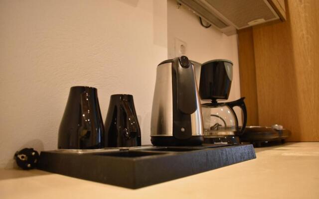 Tzamaros Studios Kythnos