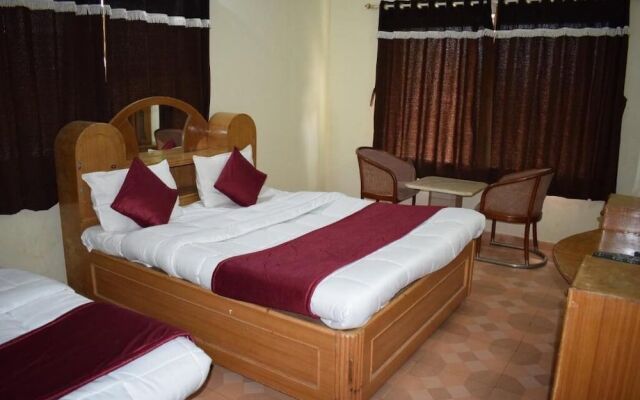 Manas Cottage Saputara