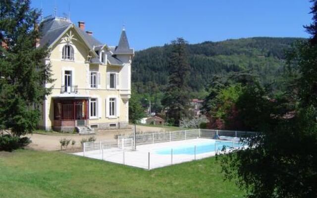 Le Domaine Des Soyeux