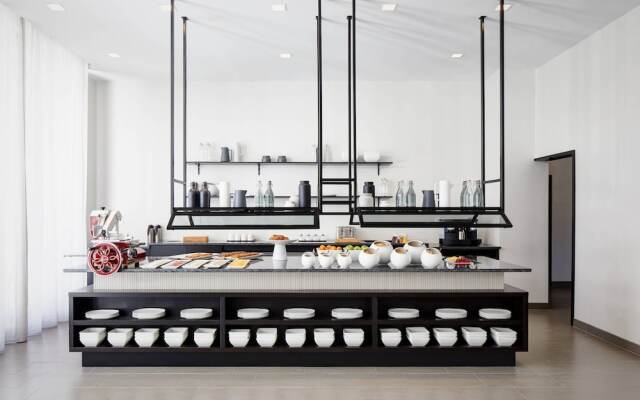 AC Hotel Columbus Downtown