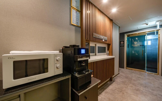 Geojedo Jangseungpo Hotel Pause