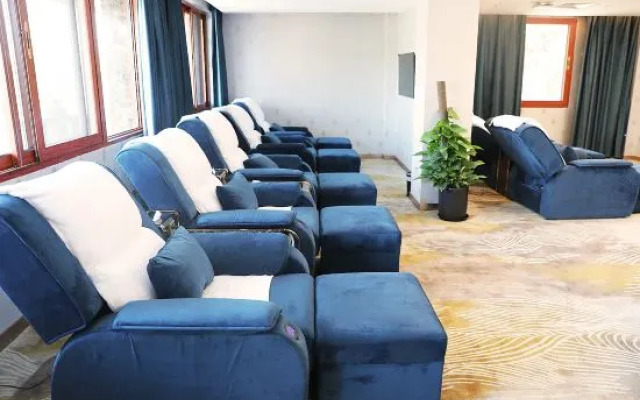 Zhangzhou Longjia Hotel