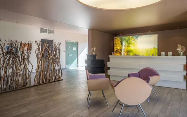 Charming Hotel, Montbéliard South