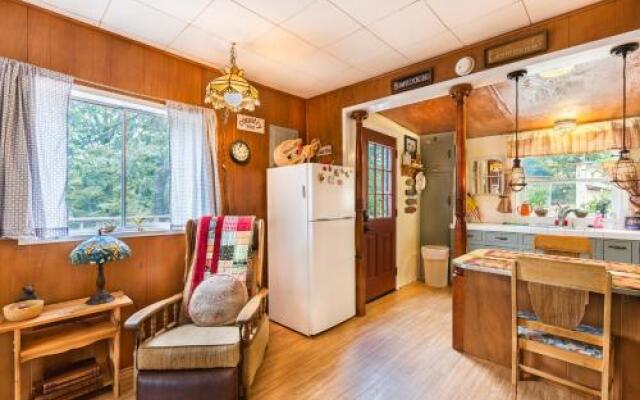 Historic Cabin In Julian