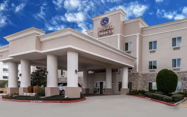 Comfort Suites Houston IAH Airport - Beltway 8