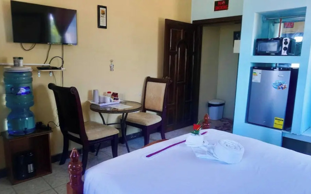 See Belize Tranquil Sea View Studio With