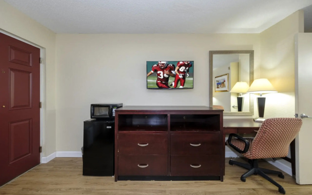 Red Roof Inn Ellenton – Bradenton NE