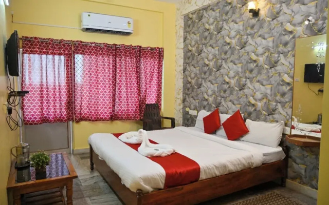 Shree Ganesh Resort -near Temple & Beach