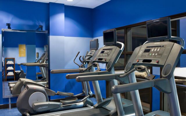 Four Points by Sheraton Winnipeg South