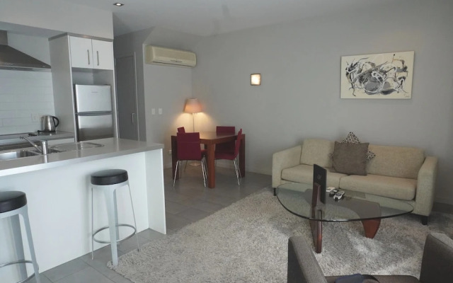 Paihia Waterfront 1 Bedroom Apt & Pool