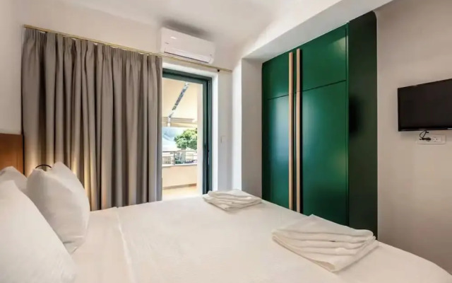 Solsalt 1min Walk to Beach 1min From Everything