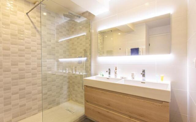 Jj8 - Magnifique 3Pieces, Entierement Renove, Clim, Vieux-Nice