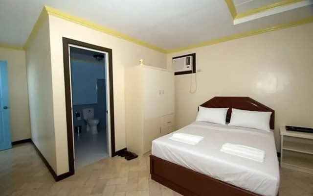 S.R Paradise Beach Resort Hotel