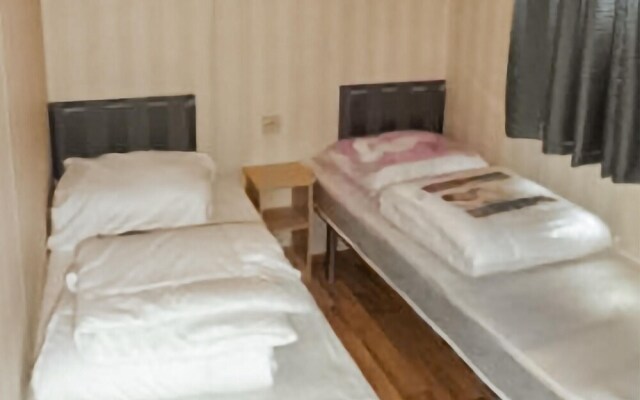 Nice Home in Heinkenszand With Wifi and 3 Bedrooms
