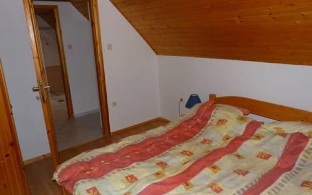 Marika Apartmanház