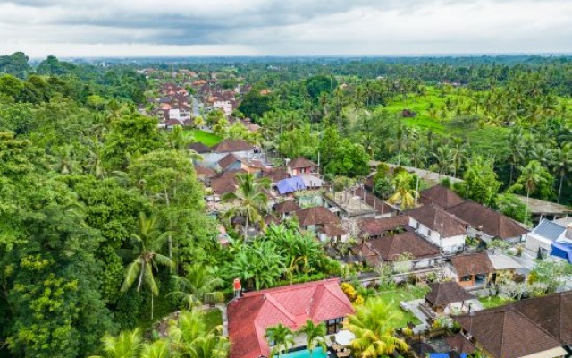 Rumah Villa by Evdekimi - Quiet Ubud Escape with Pool and Outdoor Lounge