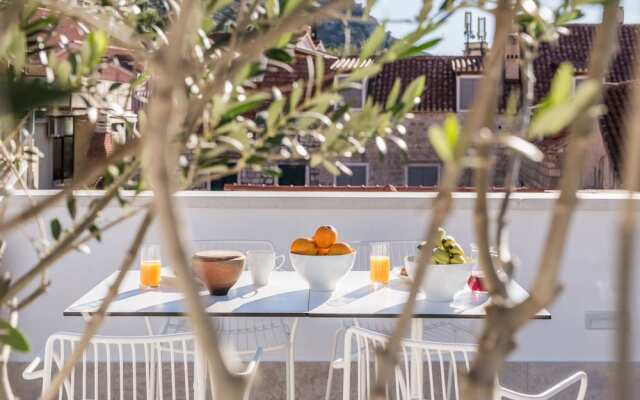 Boutique stone house Franco