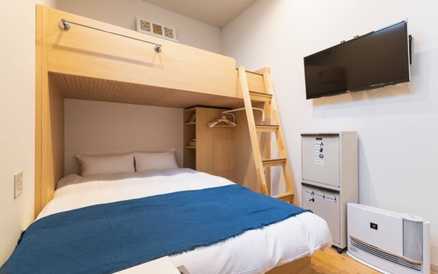 Ten Apartment Hotel