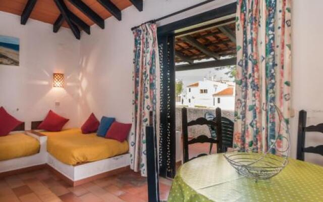 Akivillas Tavira Rei II